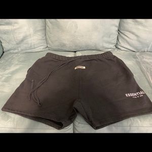 Essential Fear of God Black Shorts size Large